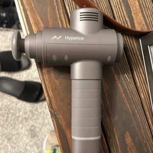 Hyperice Hypervolt 2 therapy gun
